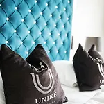 Kong Carl - Unike Hotel