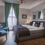 Kong Carl - Unike 4* Sandefjord