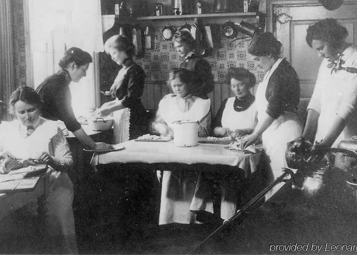 Kong Carl - Unike Hotel Sandefjord