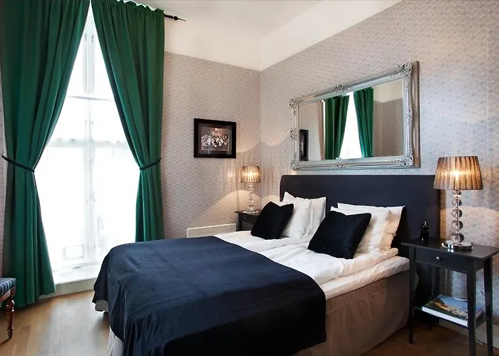 Kong Carl - Unike 4*