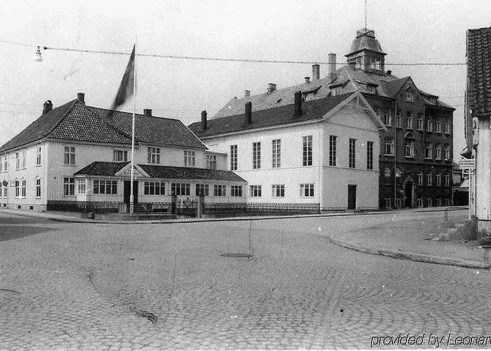 Kong Carl - Unike Hotell Sandefjord