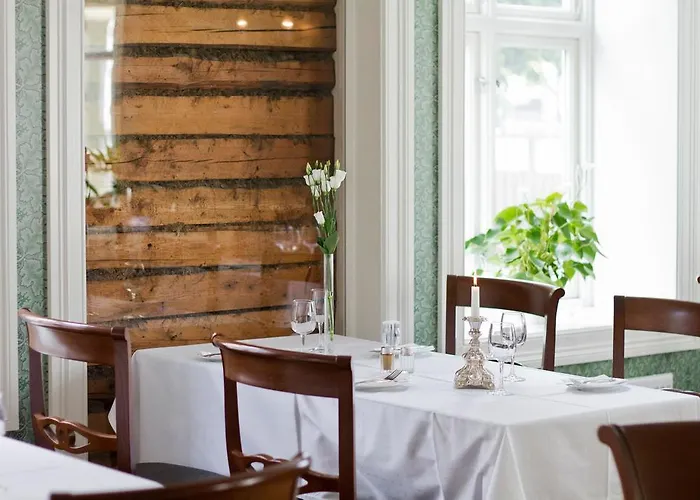 Kong Carl - Unike 4*